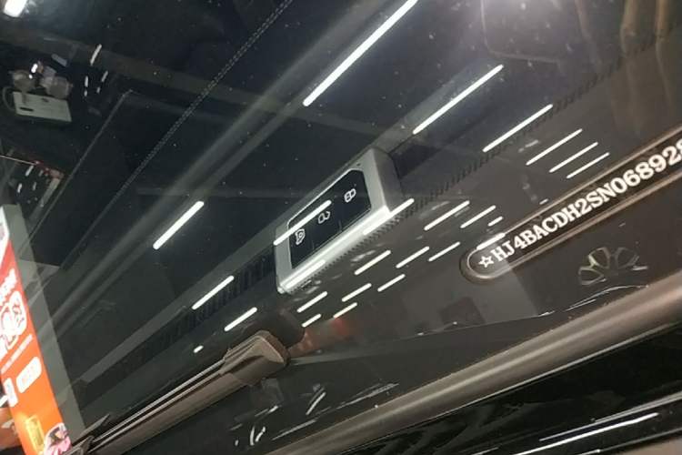 Used 212 T01 2025 2.0T Changfeng Interior 1