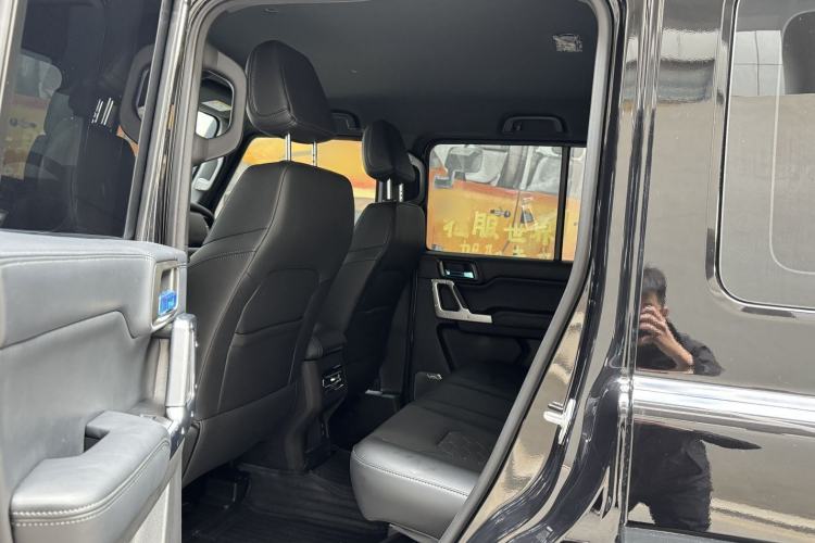 Used 212 T01 2025 2.0T Changfeng Interior 6