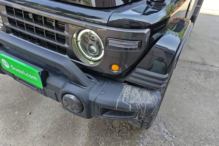 Used 212 T01 2025 2.0T Changfeng Left Front Headlight