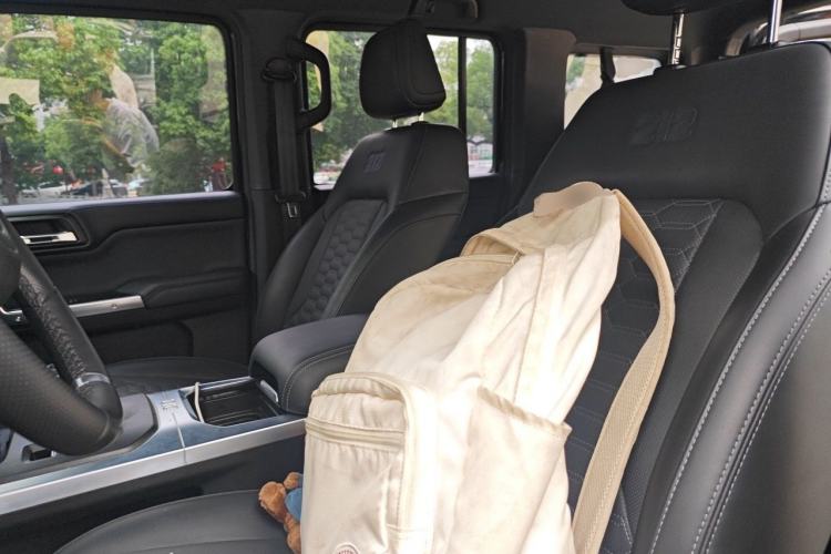 Used 212 T01 2025 2.0T Changfeng Left Front Seat