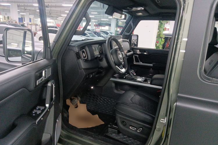 Used 212 T01 2025 2.0T Changfeng Left Front Seat