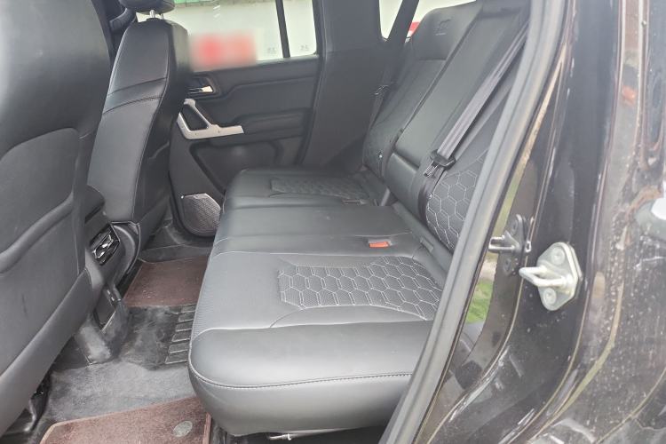 Used 212 T01 2025 2.0T Changfeng Left Rear Seat