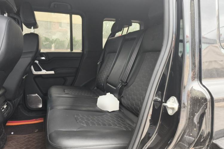 Used 212 T01 2025 2.0T Changfeng Left Rear Seat
