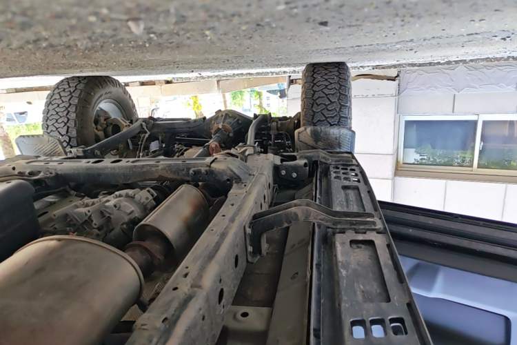 Used 212 T01 2025 2.0T Changfeng Left Side Sill