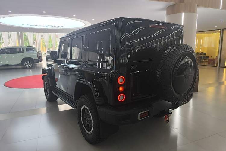 Used 212 T01 2025 2.0T Changfeng Rear Left 45 Deg