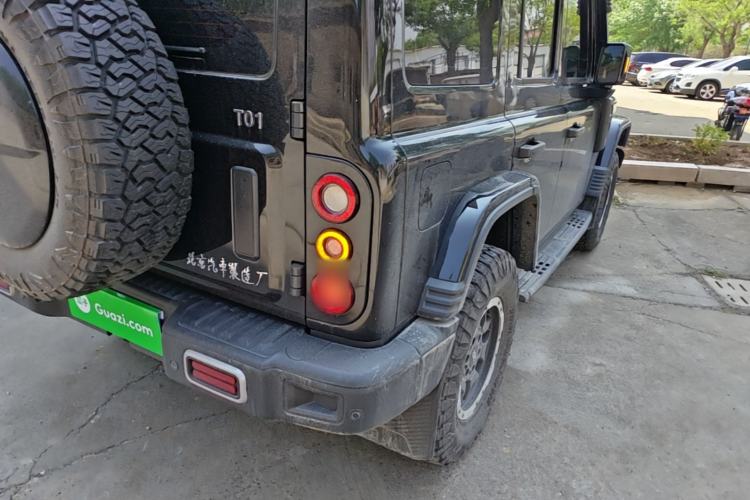 Used 212 T01 2025 2.0T Changfeng Right Rear Taillight