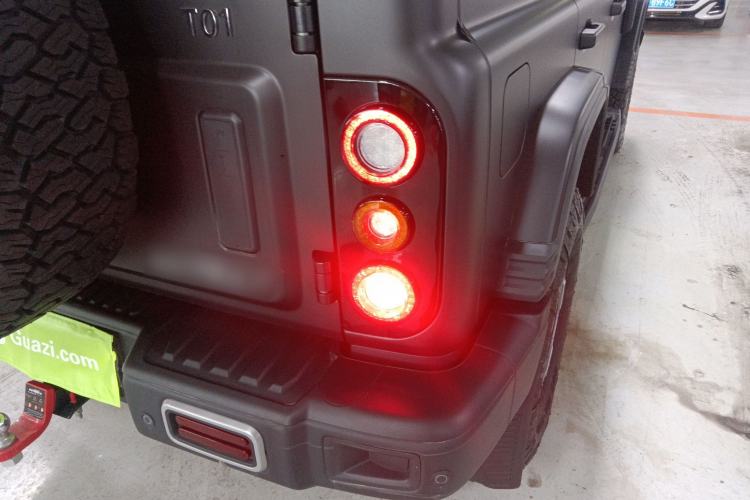 Used 212 T01 2025 2.0T Changfeng Right Rear Taillight
