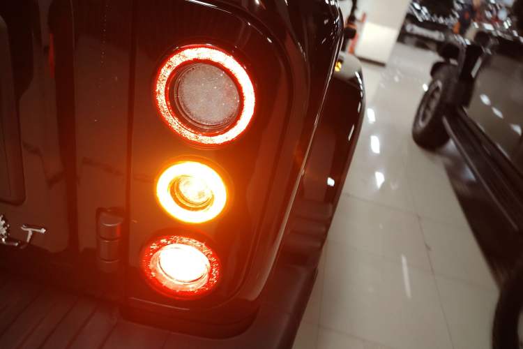 Used 212 T01 2025 2.0T Changfeng Right Rear Taillight
