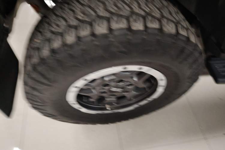 Used 212 T01 2025 2.0T Changfeng Right Rear Wheel Hub