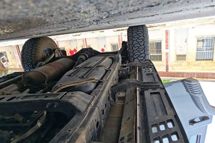 Used 212 T01 2025 2.0T Changfeng Right Side Sill