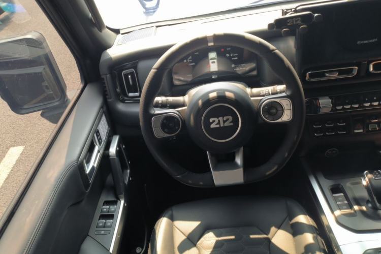 Used 212 T01 2025 2.0T Changfeng Steering Wheel