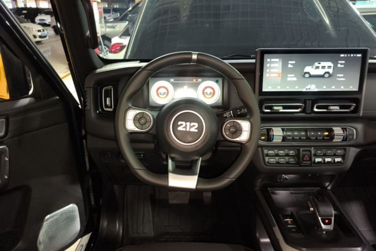 Used 212 T01 2025 2.0T Changfeng Steering Wheel