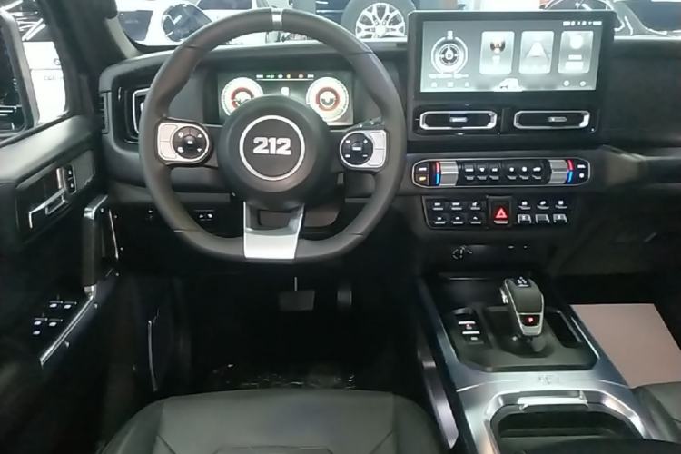 Used 212 T01 2025 2.0T Changfeng Steering Wheel