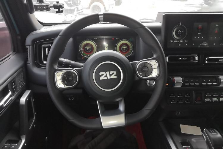 Used 212 T01 2025 2.0T Changfeng Steering Wheel