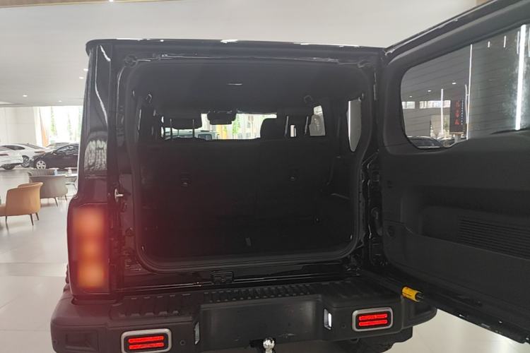 Used 212 T01 2025 2.0T Changfeng Trunk