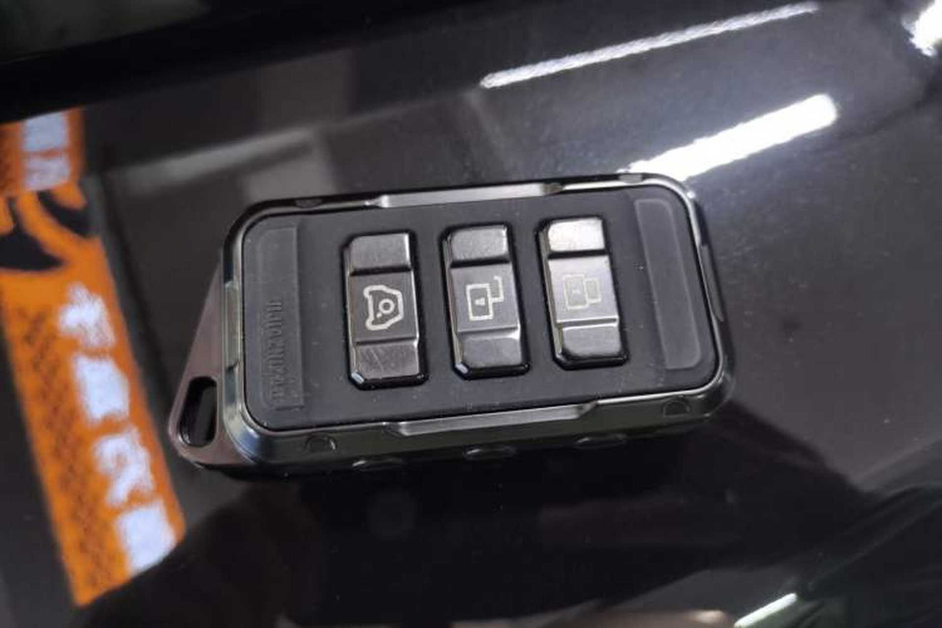 Used 212 T01 2025 2.0T Changfeng Vehicle Key