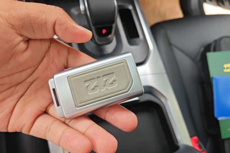 Used 212 T01 2025 2.0T Changfeng Vehicle Key