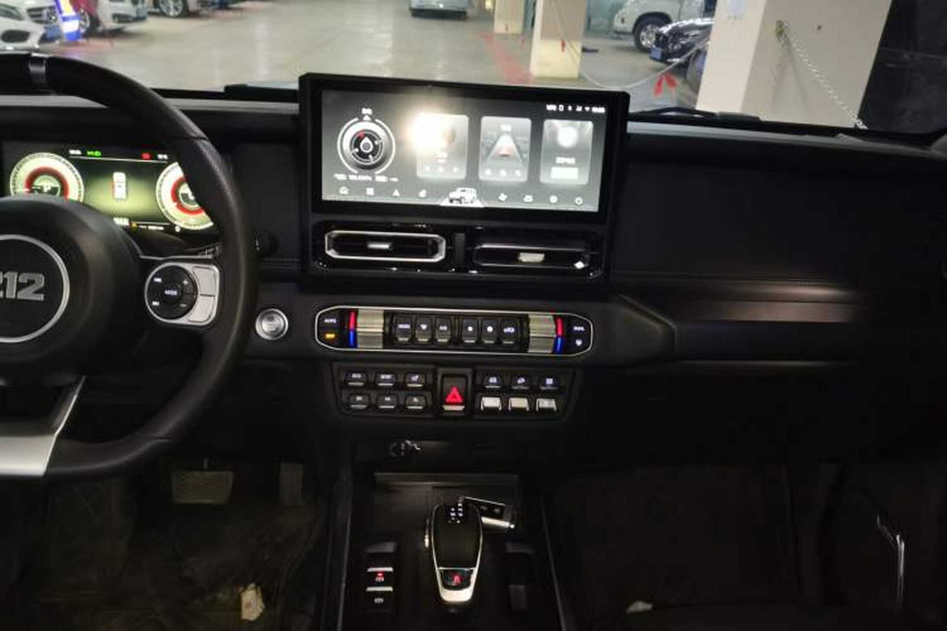 Used 212 T01 2025 2.0T Changfeng Audio And AC Panel