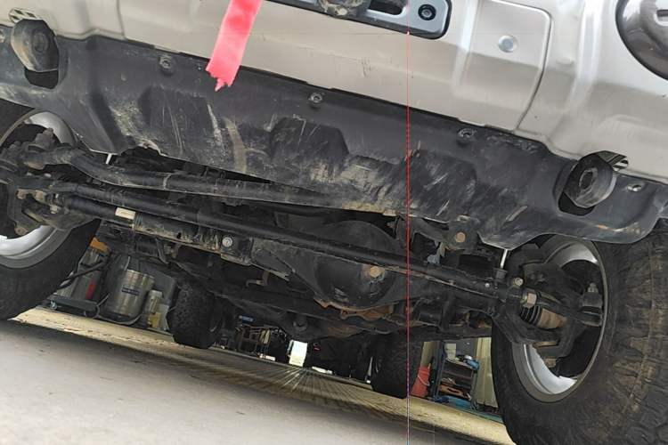 Used 212 T01 2025 2.0T Changfeng Chassis Front