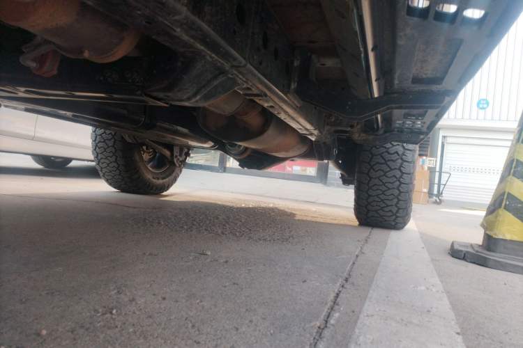 Used 212 T01 2025 2.0T Changfeng Chassis Front Left