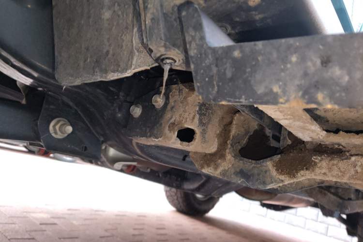 Used 212 T01 2025 2.0T Changfeng Chassis Front Left
