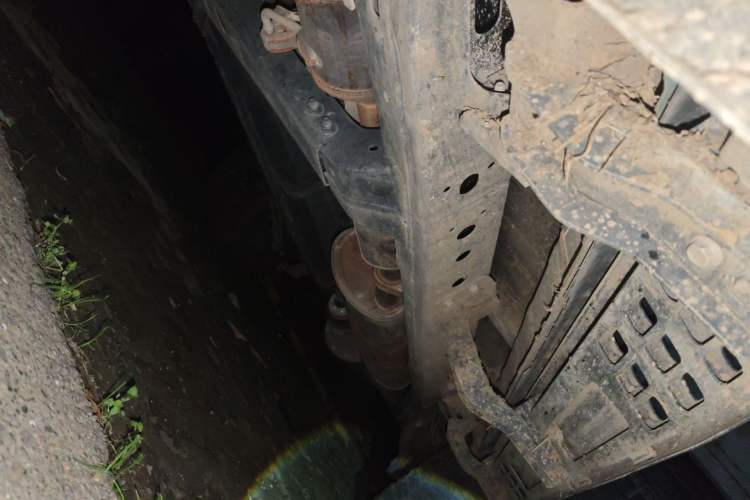 Used 212 T01 2025 2.0T Changfeng Chassis Front Left