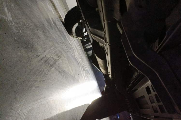 Used 212 T01 2025 2.0T Changfeng Chassis Front Left