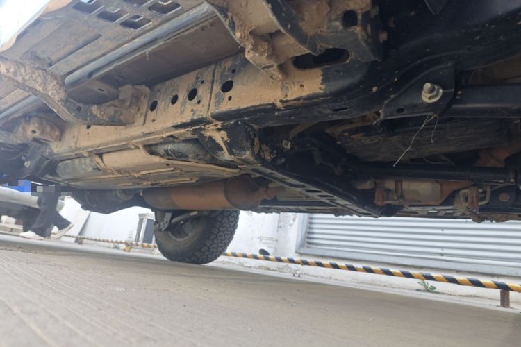 Used 212 T01 2025 2.0T Changfeng Chassis Front Right