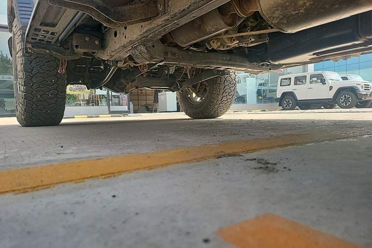 Used 212 T01 2025 2.0T Changfeng Chassis Rear Left