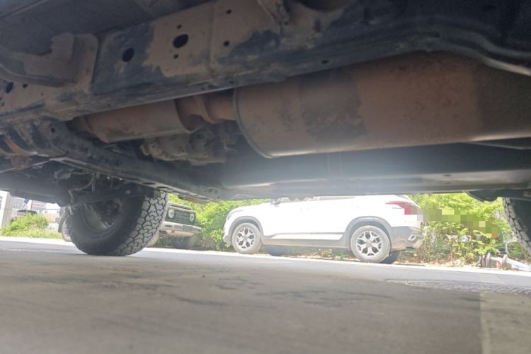 Used 212 T01 2025 2.0T Changfeng Chassis Rear Left