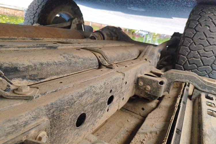 Used 212 T01 2025 2.0T Changfeng Chassis Rear Right