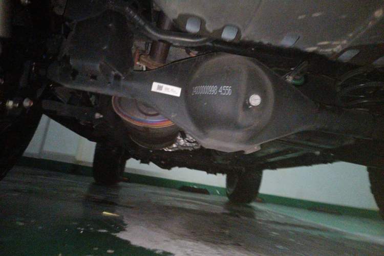 Used 212 T01 2025 2.0T Changfeng Chassis Rear