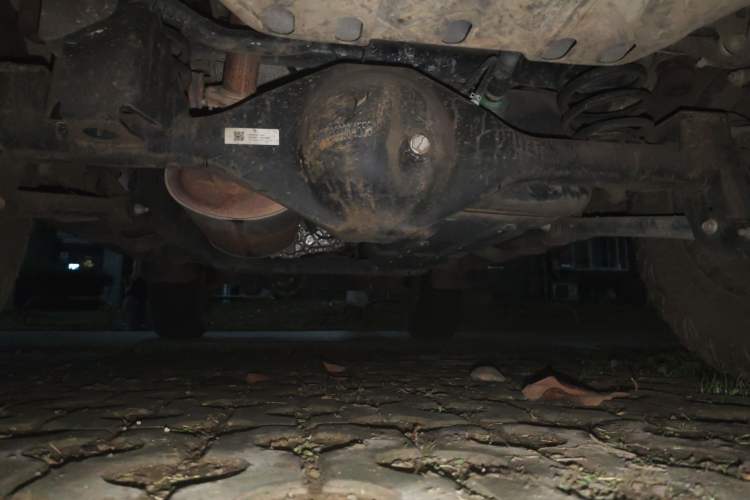 Used 212 T01 2025 2.0T Changfeng Chassis Rear
