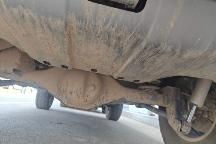 Used 212 T01 2025 2.0T Changfeng Chassis Rear