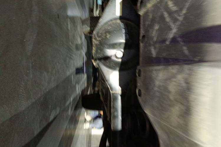 Used 212 T01 2025 2.0T Changfeng Chassis Rear
