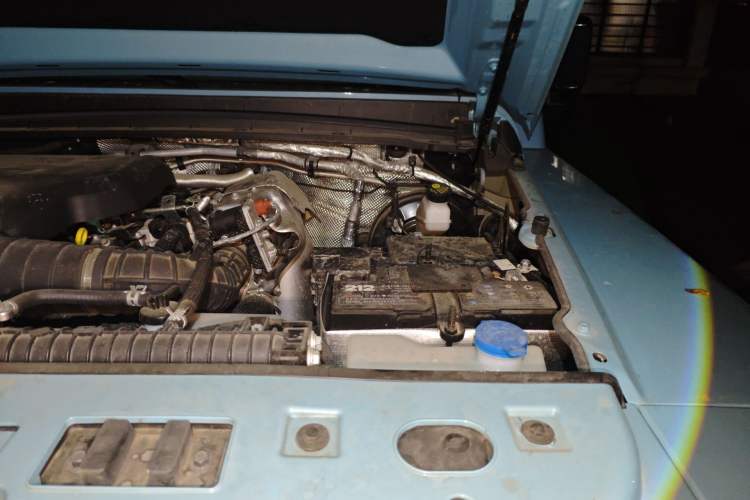 Used 212 T01 2025 2.0T Changfeng Engine Bay Left