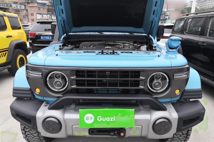 Used 212 T01 2025 2.0T Changfeng Engine Bay