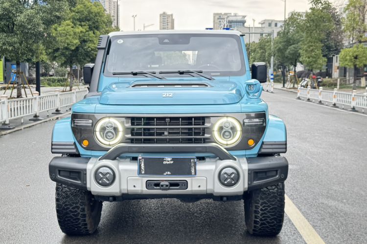 Used 212 T01 2025 2.0T Changfeng Exterior 3