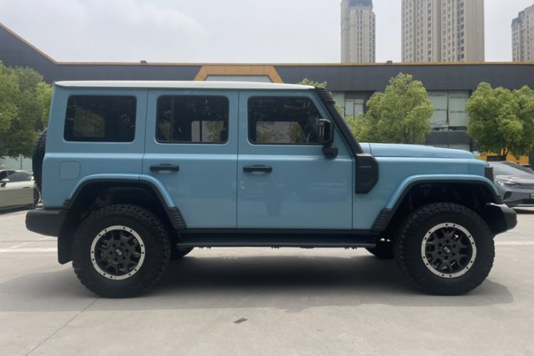 Used 212 T01 2025 2.0T Changfeng Exterior 3