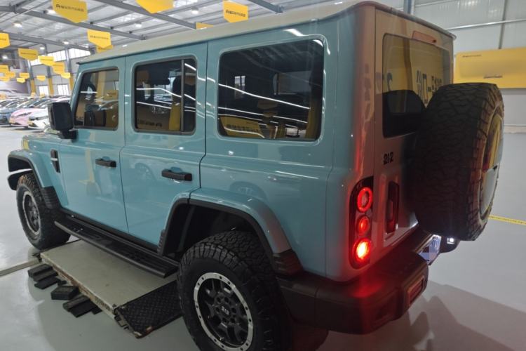Used 212 T01 2025 2.0T Changfeng Exterior 3