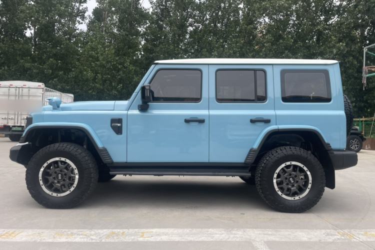 Used 212 T01 2025 2.0T Changfeng Exterior 4