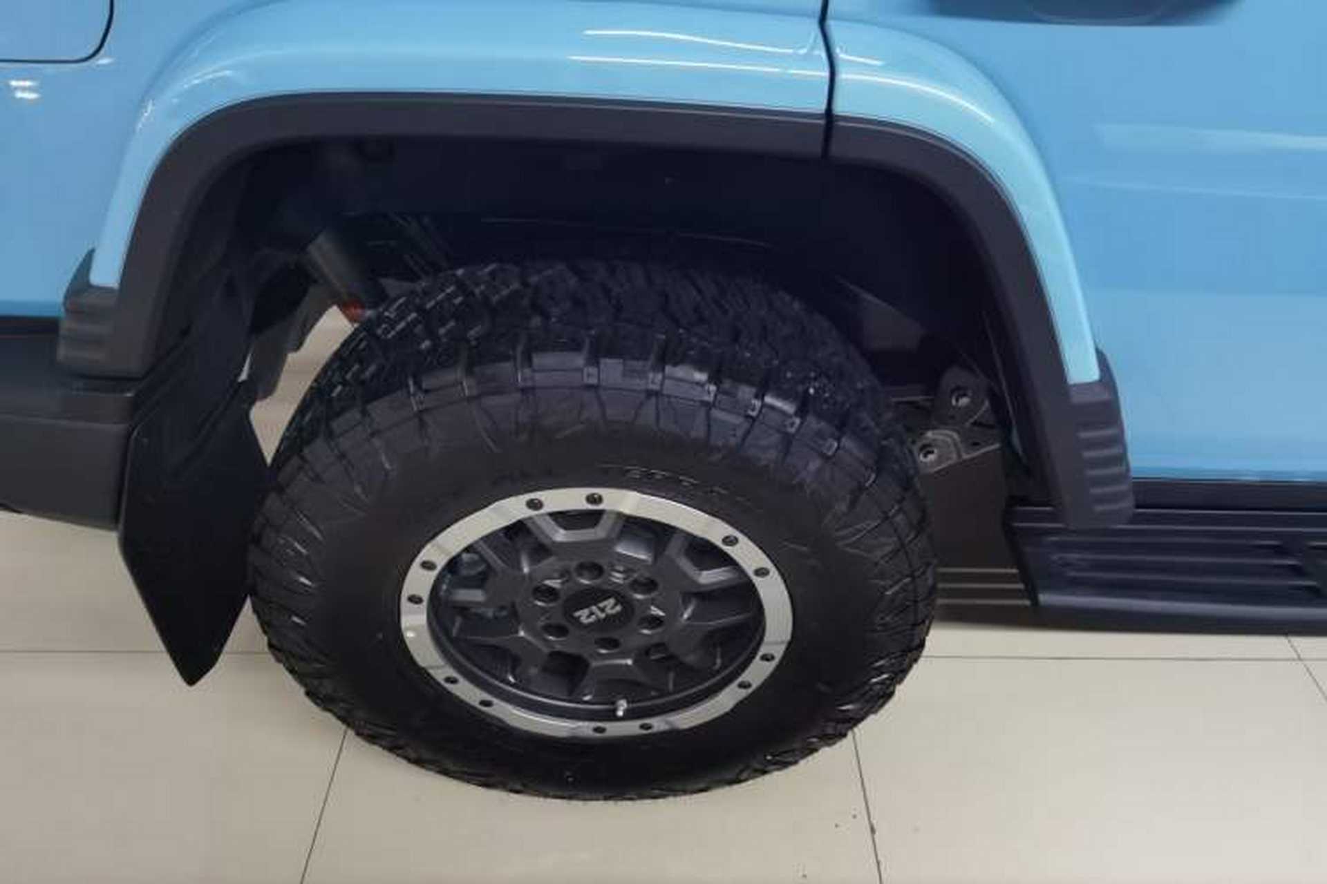 Used 212 T01 2025 2.0T Changfeng Exterior 5