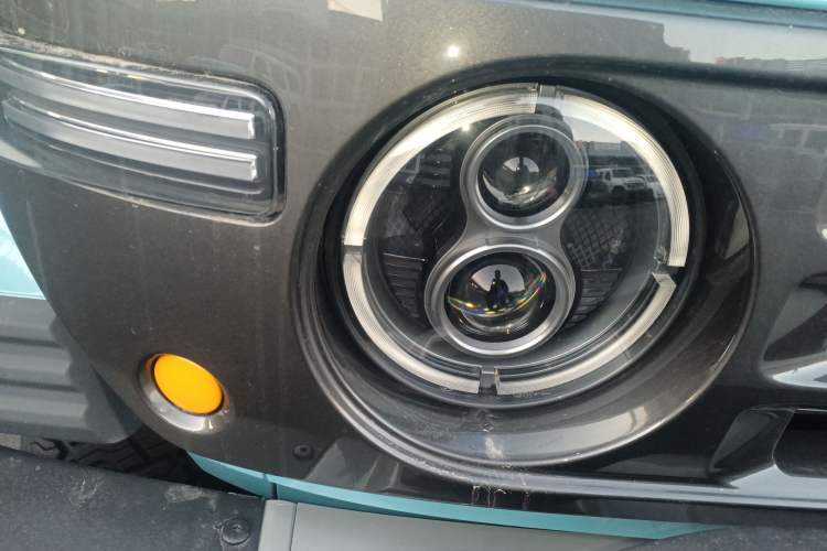 Used 212 T01 2025 2.0T Changfeng Exterior 6