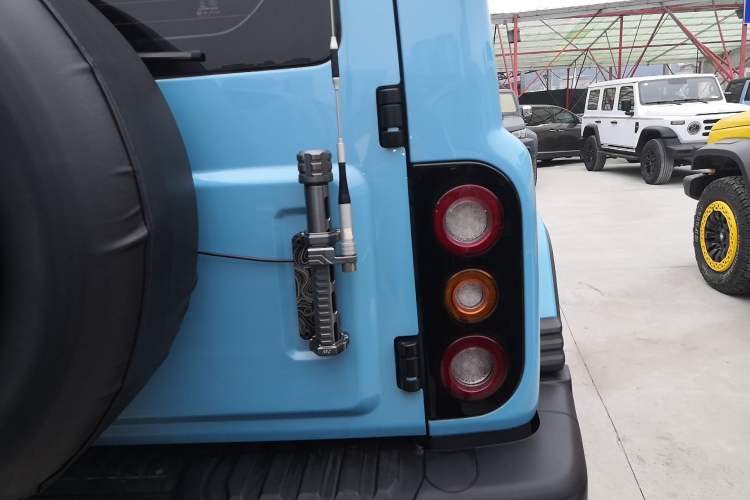 Used 212 T01 2025 2.0T Changfeng Exterior 6