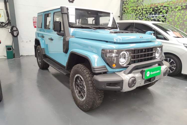 Used 212 T01 2025 2.0T Changfeng Front Right 45 Deg