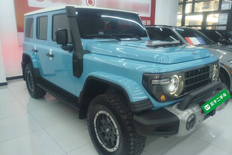 Used 212 T01 2025 2.0T Changfeng Front Right 45 Deg