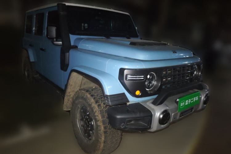 Used 212 T01 2025 2.0T Changfeng Front Right 45 Deg