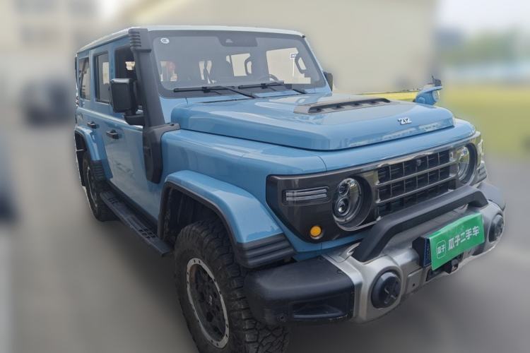 Used 212 T01 2025 2.0T Changfeng Front Right 45 Deg