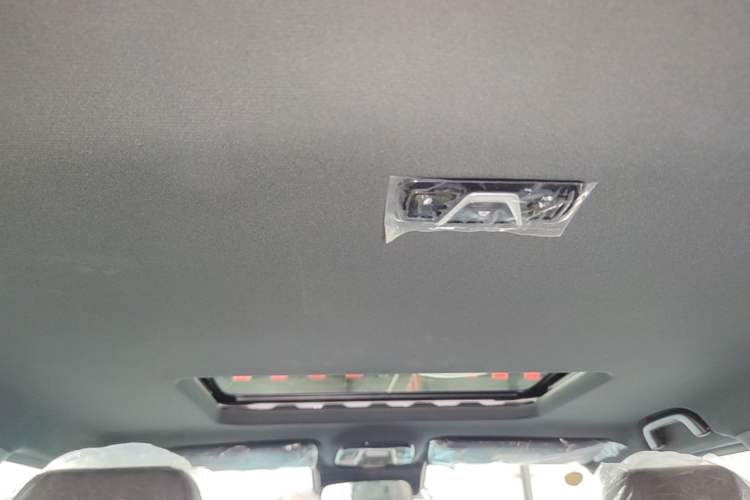 Used 212 T01 2025 2.0T Changfeng Headliner