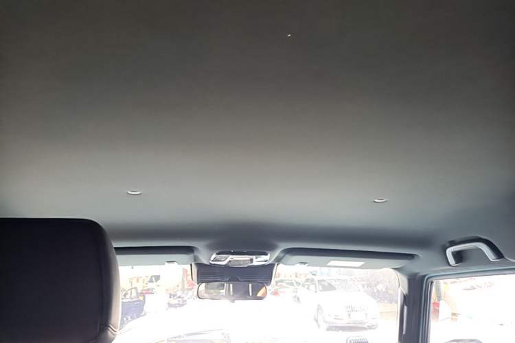 Used 212 T01 2025 2.0T Changfeng Headliner